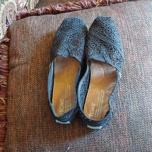 Tom's Crochet Shoes
